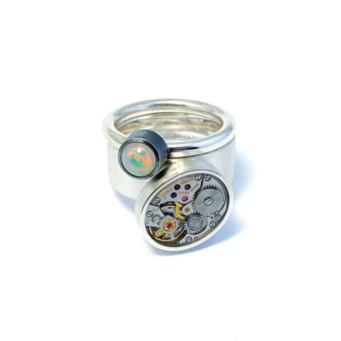 Double Ring silver (925) with mechanical movement and Opal